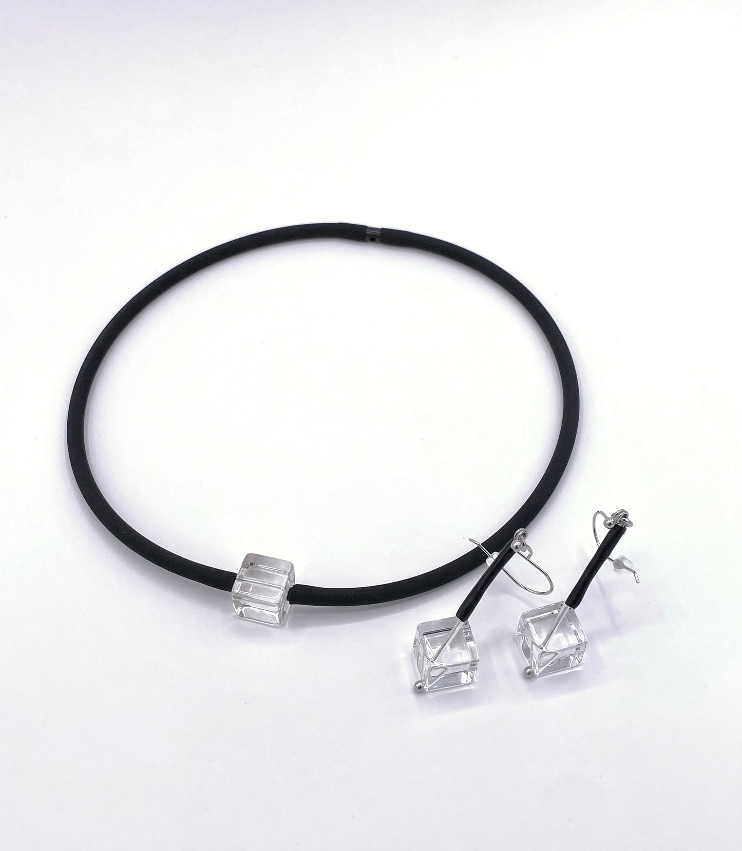 Sympli Choker