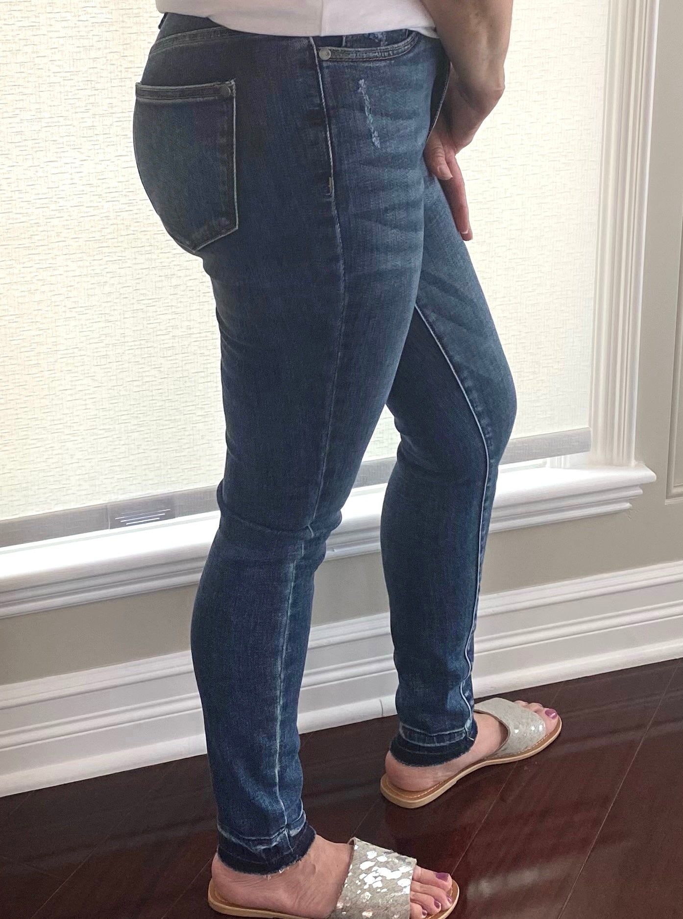 Distressed Skinny Jeans