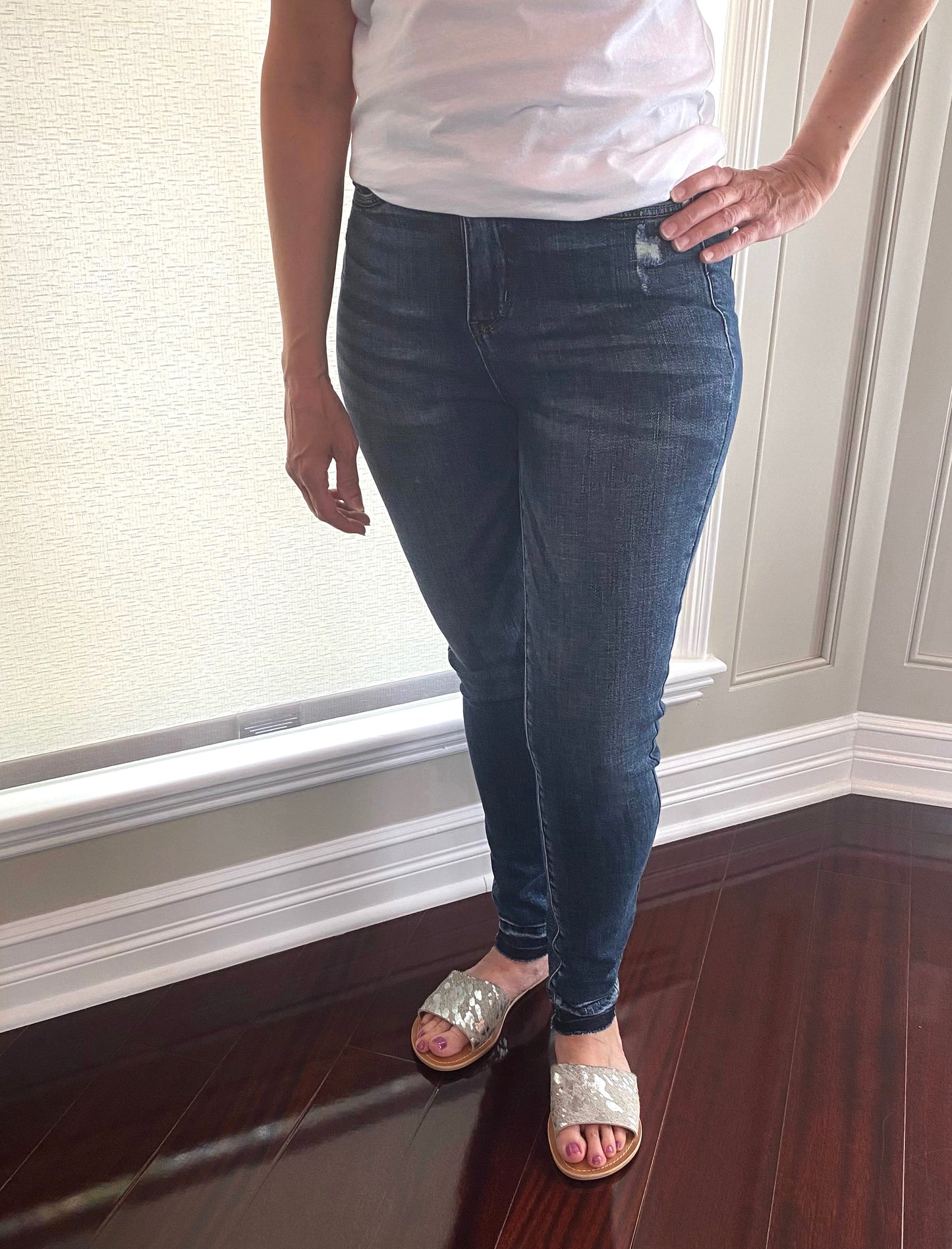 Distressed Skinny Jeans
