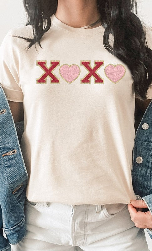 Heart XOXO Faux Chenille Letters Graphic Tee *Online Exclusive*