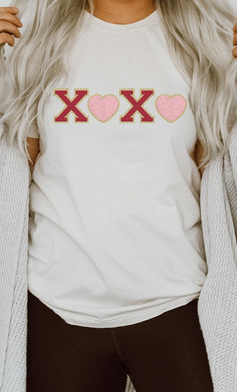 Heart XOXO Faux Chenille Letters Graphic Tee *Online Exclusive*